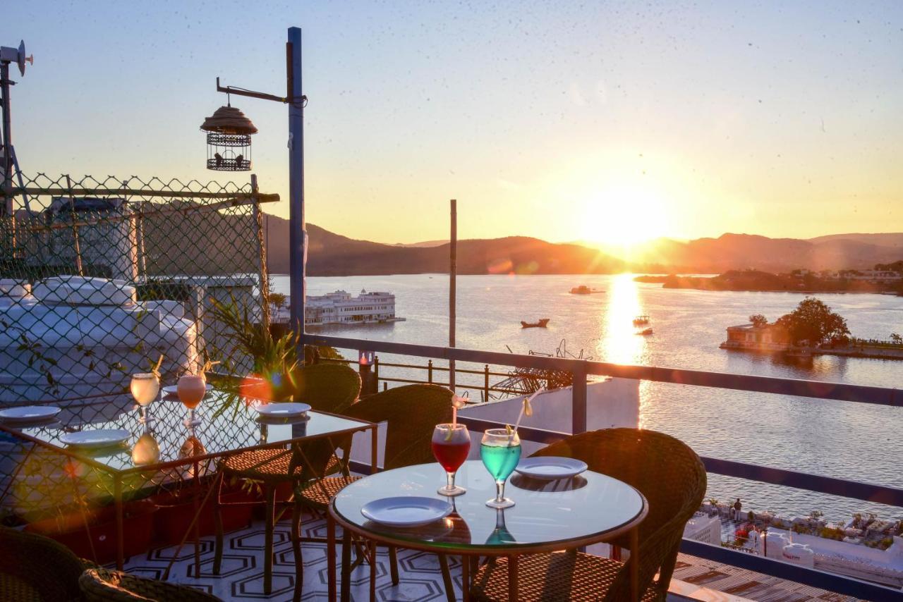Hotel Casa By The Lake Udaipur Exterior foto